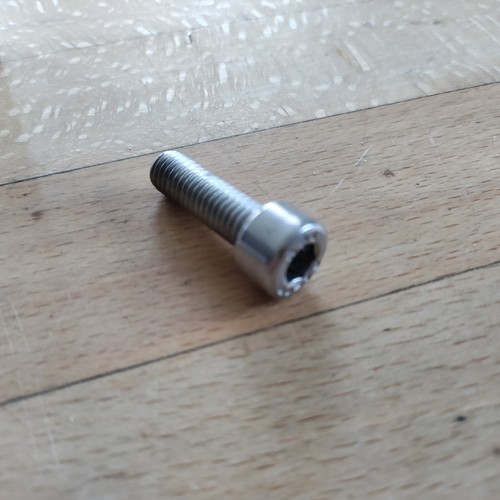 25 zylinderschraube - 25,
